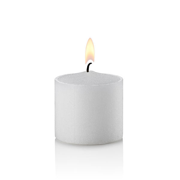 eight さん STRENGTH CANDLE Strength Tarot Card Candle - Cedar, Frankincense, & Orange